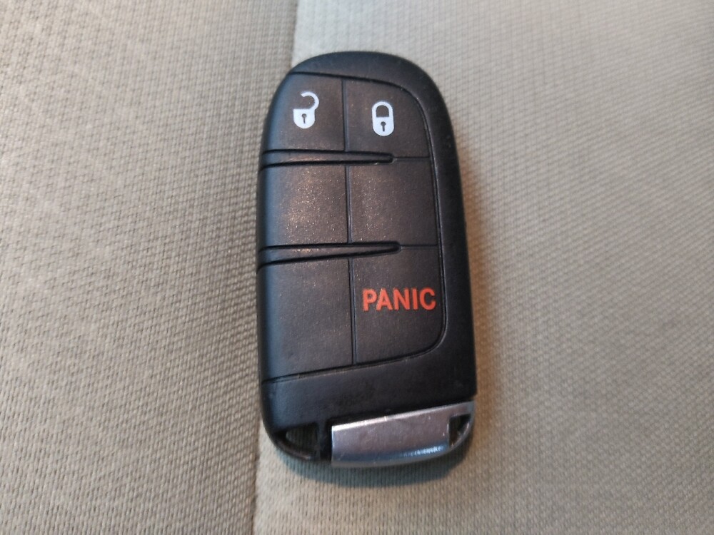 2019 Jeep Grand Cherokee in St. Louis, MO 63136 - 18120026 32