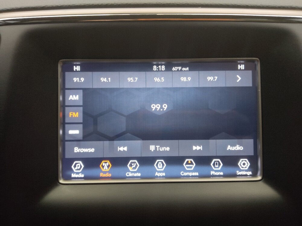 2019 Jeep Grand Cherokee in St. Louis, MO 63136 - 18120026 25