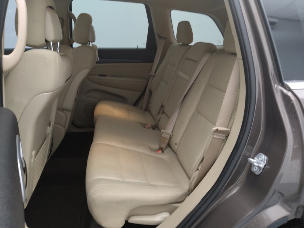 2019 Jeep Grand Cherokee in St. Louis, MO 63136 - 18120026 18