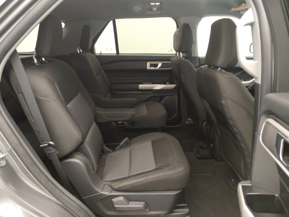 2022 Ford Explorer in Springfield, MO 65807 - 18120027 19