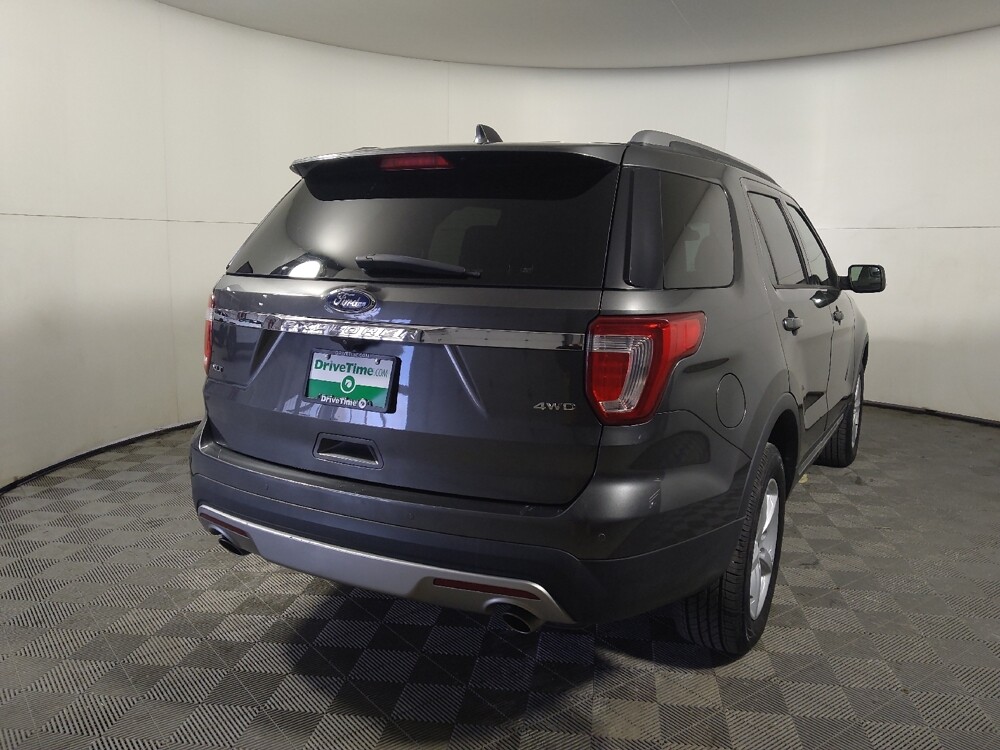 2017 Ford Explorer in Midlothian, IL 60445 - 18120029 7