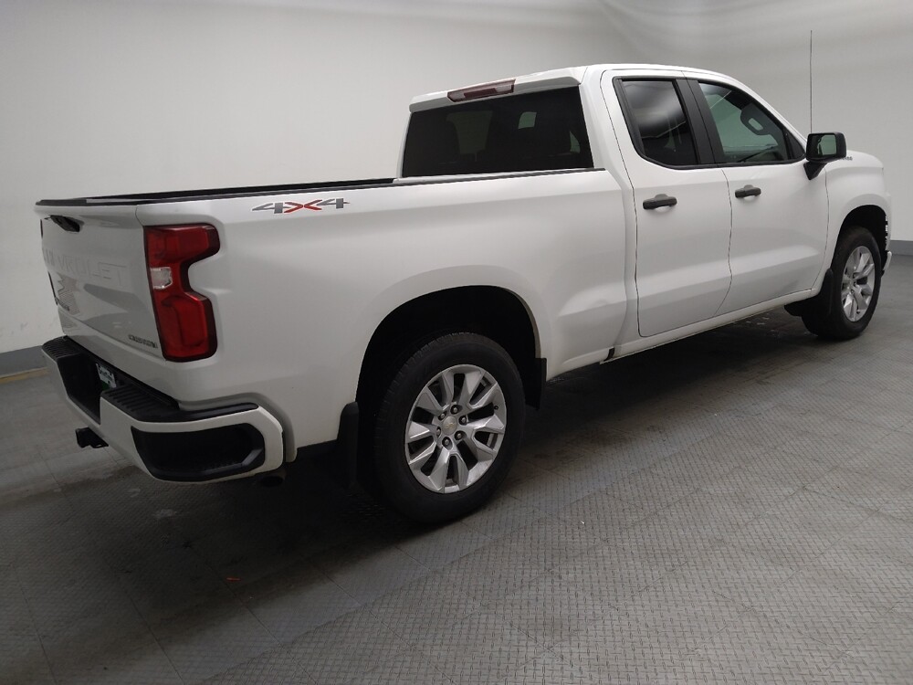 2020 Chevrolet Silverado 1500 in Lombard, IL 60148 - 18120031 10