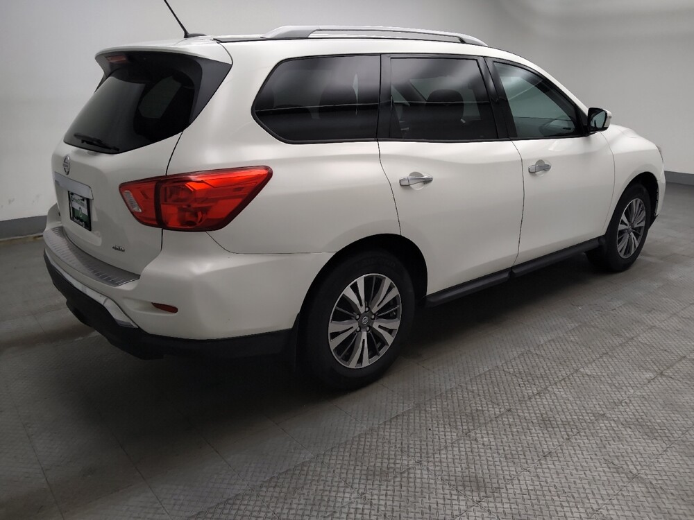 2017 Nissan Pathfinder in Midlothian, IL 60445 - 18120032 10