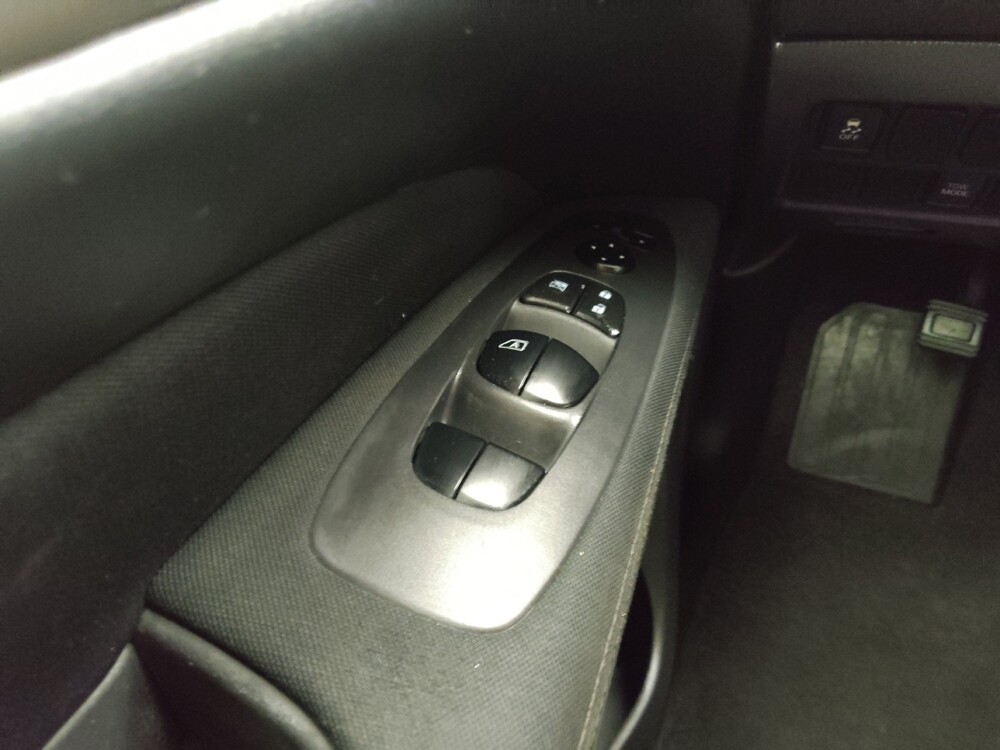 2017 Nissan Pathfinder in Midlothian, IL 60445 - 18120032 27