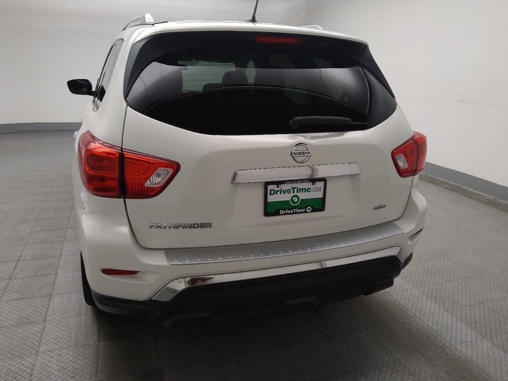 2017 Nissan Pathfinder in Midlothian, IL 60445 - 18120032 6