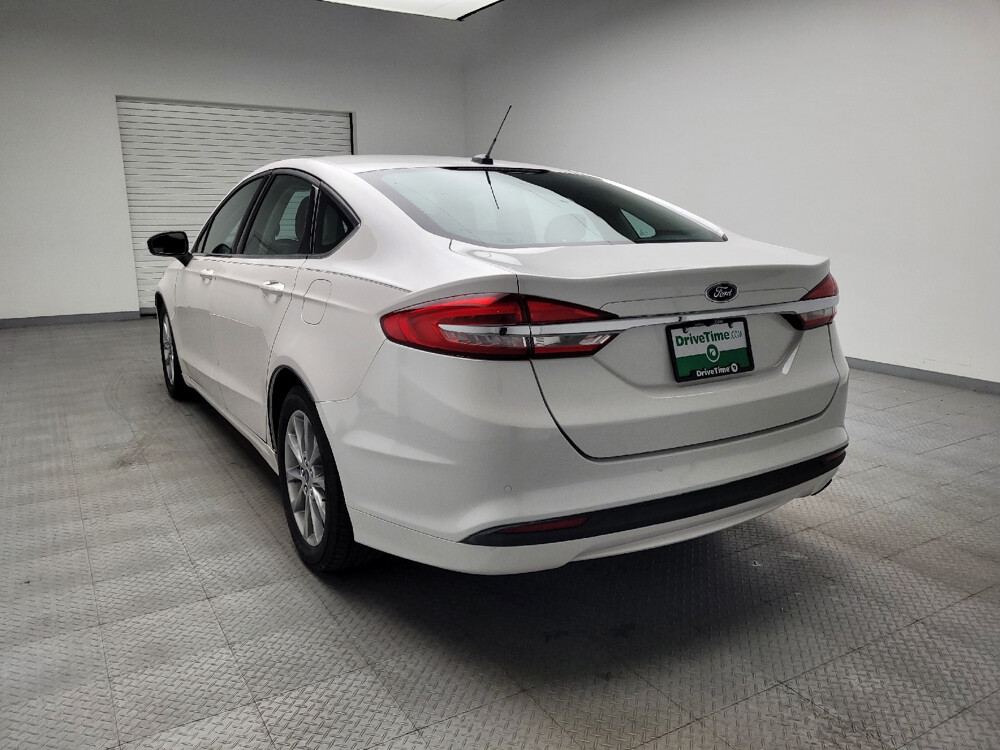 2017 Ford Fusion in Taylor, MI 48180 - 18120033 5