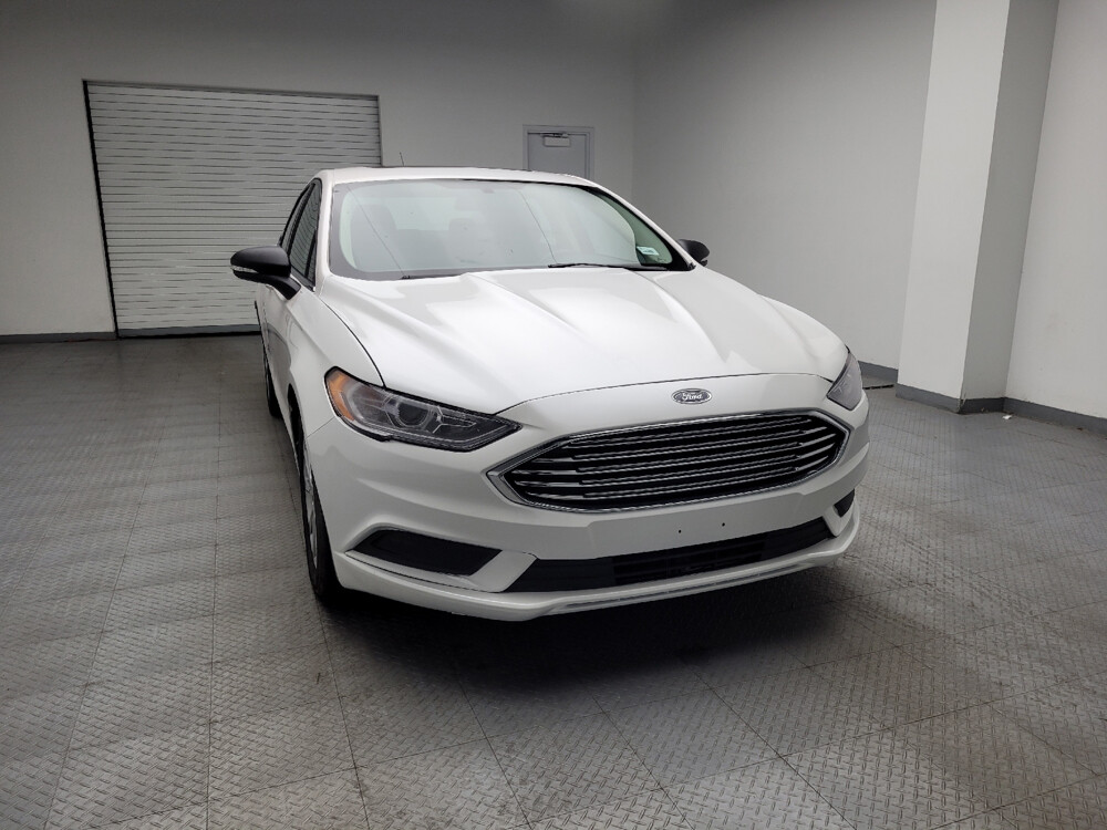 2017 Ford Fusion in Taylor, MI 48180 - 18120033 14