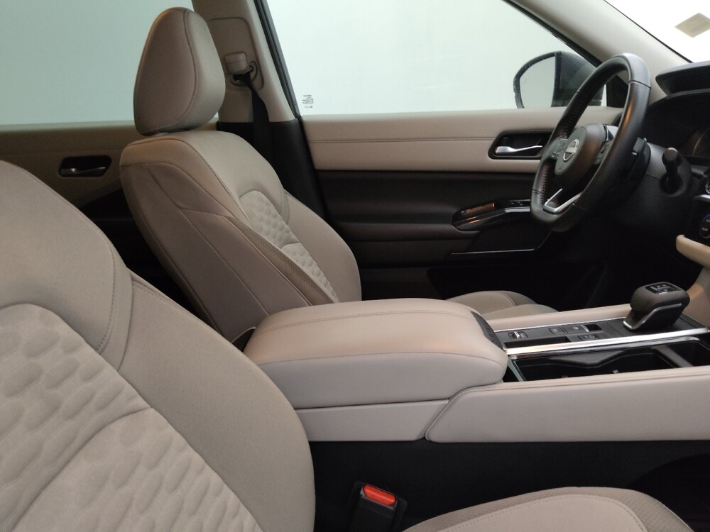 2022 Nissan Pathfinder in Tallahassee, FL 32304 - 18120035 21