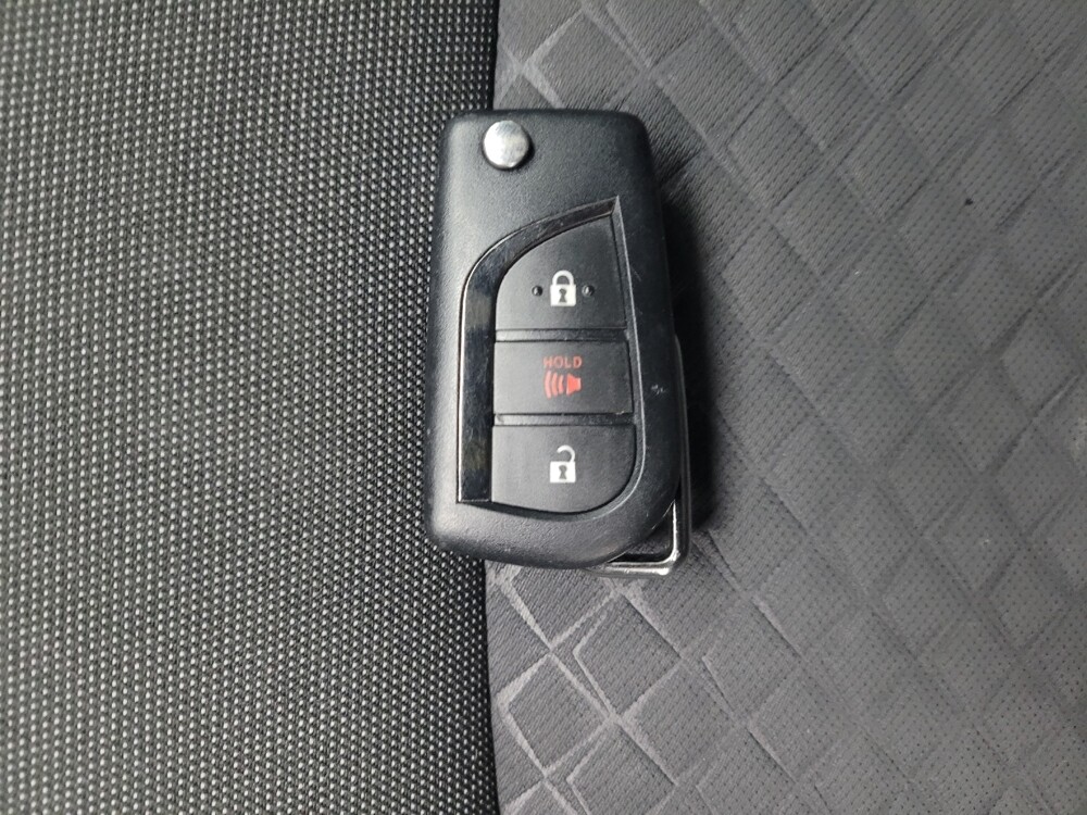 2021 Toyota C-HR in Grand Rapids, MI 49508 - 18120036 32