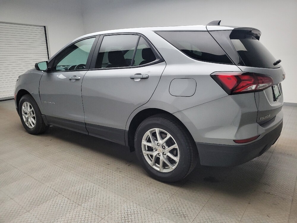 2023 Chevrolet Equinox in Grand Rapids, MI 49508 - 18120037 3