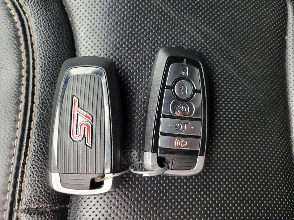 2021 Ford Explorer in Eastpointe, MI 48021 - 18120038 32