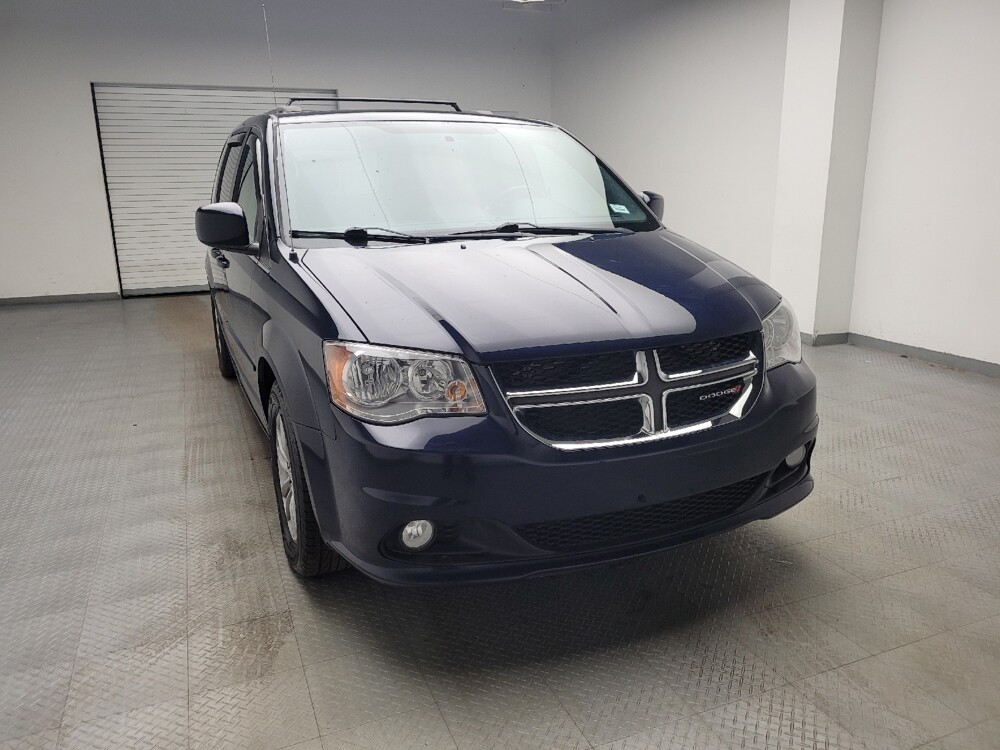 2015 Dodge Grand Caravan in Eastpointe, MI 48021 - 18120039 14