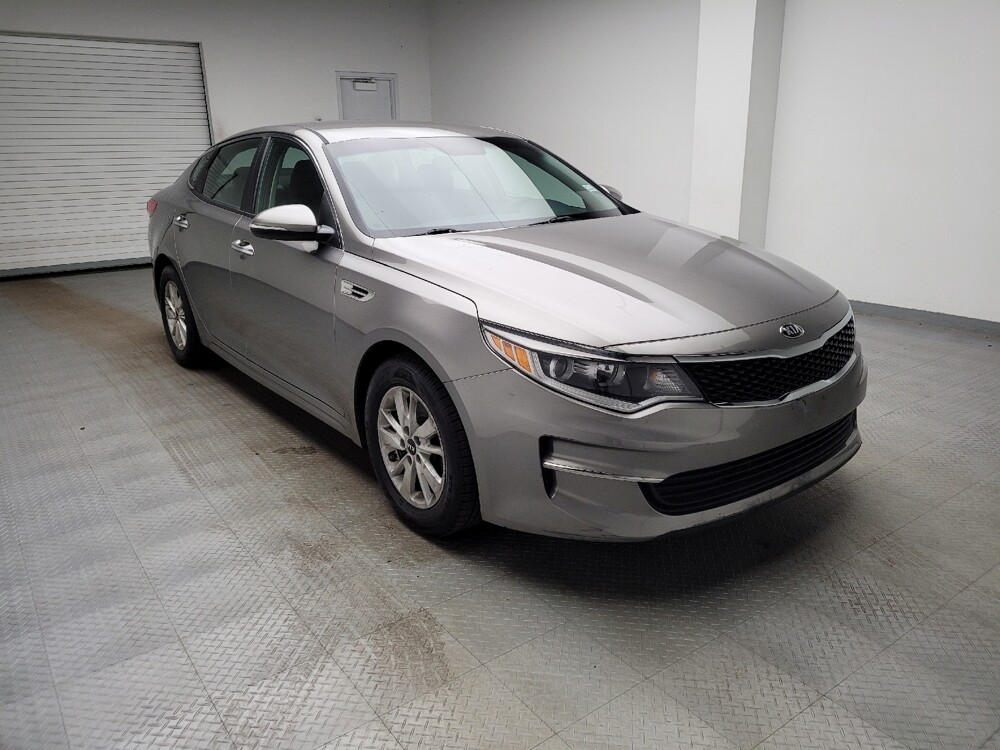 2016 Kia Optima in Eastpointe, MI 48021 - 18120040 13