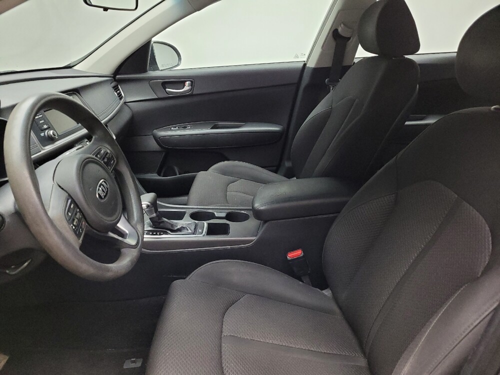 2016 Kia Optima in Eastpointe, MI 48021 - 18120040 17