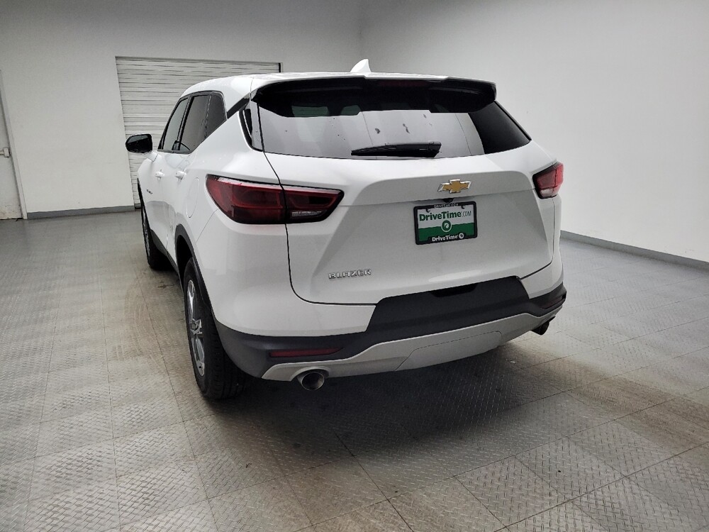 2024 Chevrolet Blazer in Eastpointe, MI 48021 - 18120041 6