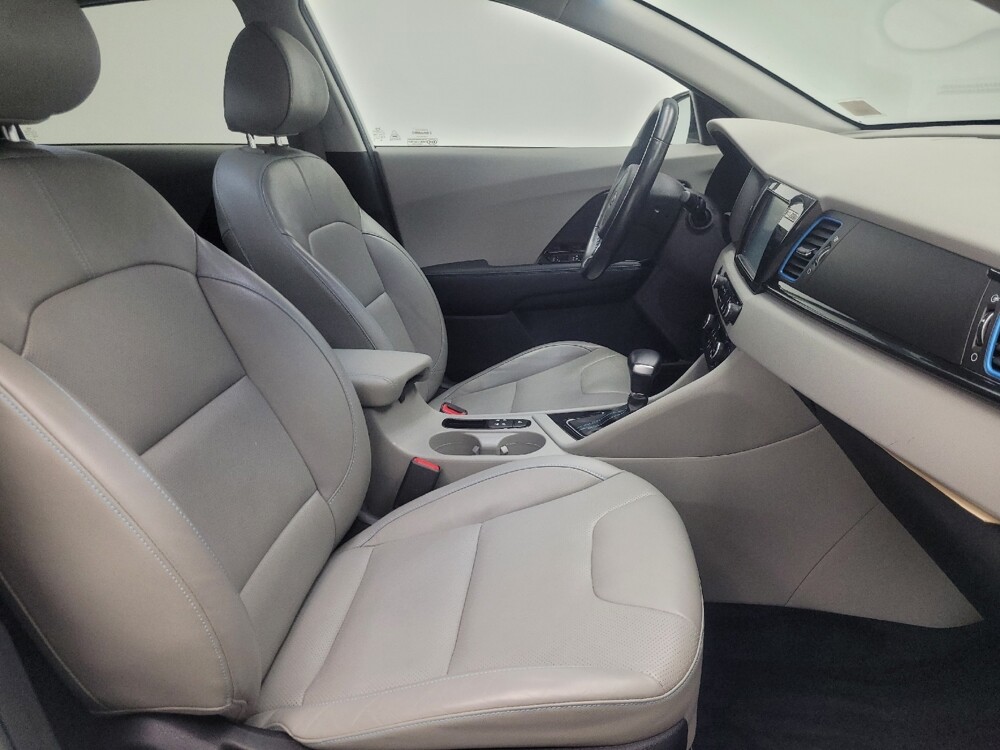 2019 Kia Niro in Ft Wayne, IN 46805 - 18120044 21
