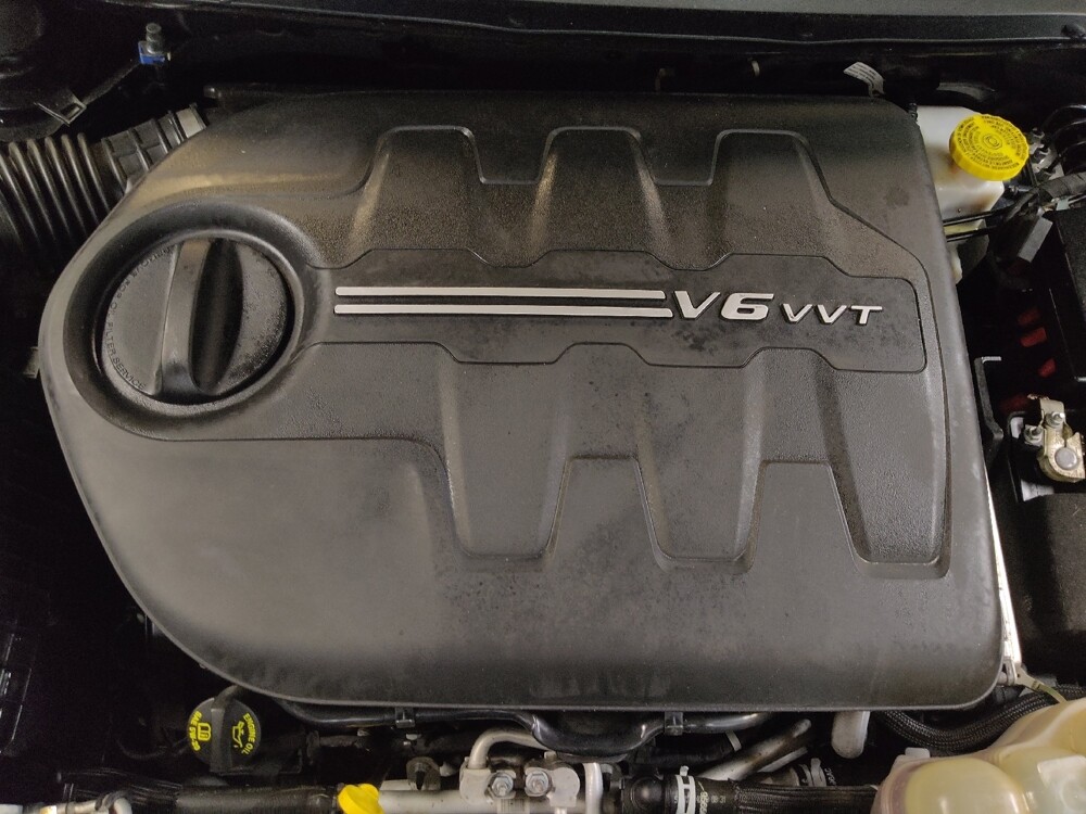 2019 Jeep Cherokee in Tallahassee, FL 32304 - 18120045 30