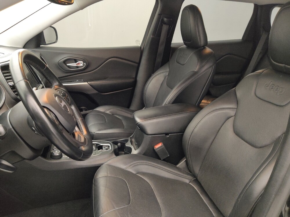 2019 Jeep Cherokee in Tallahassee, FL 32304 - 18120045 17