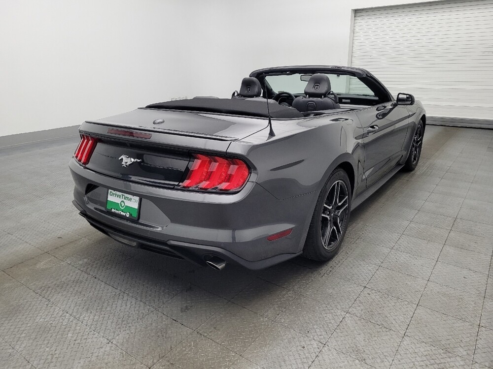 2018 Ford Mustang in Jacksonville, FL 32210 - 18120050 9