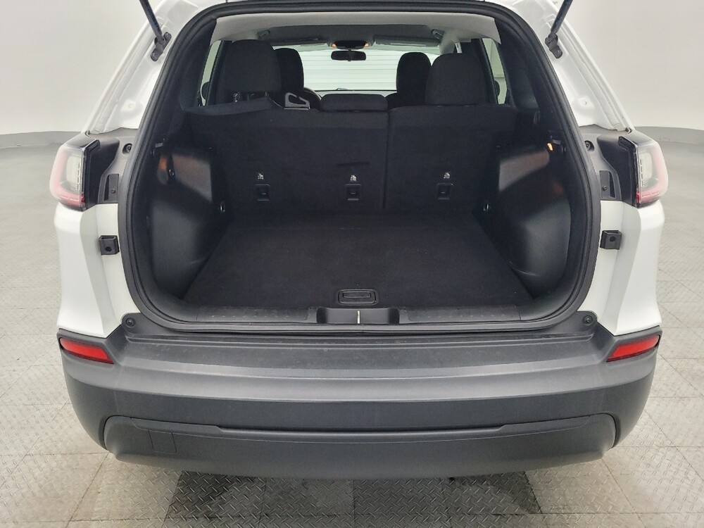 2019 Jeep Cherokee in Orlando, FL 32808 - 18120052 29