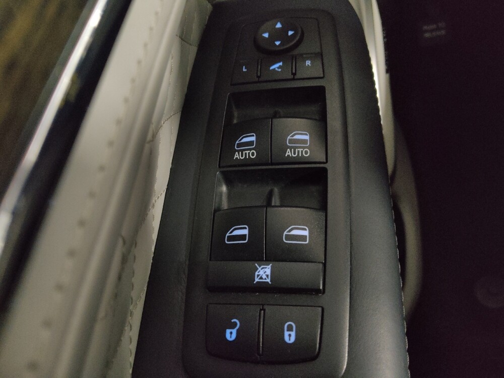 2018 Jeep Grand Cherokee in Augusta, GA 30907 - 18120061 27