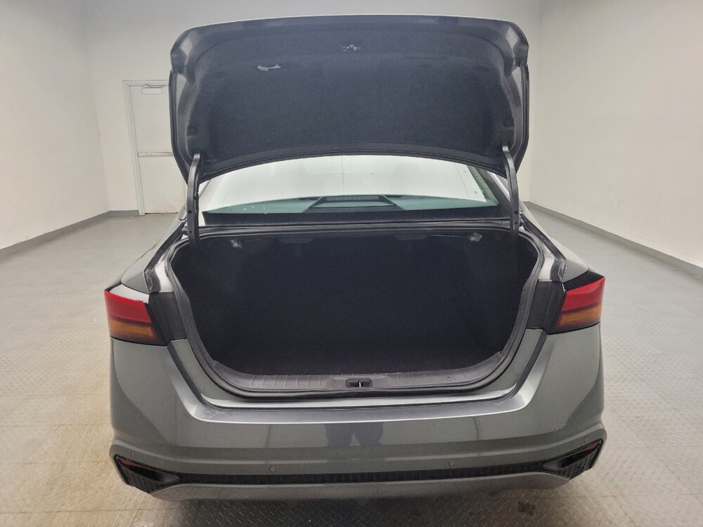 2025 Nissan Altima in Taylor, MI 48180 - 18120065 29