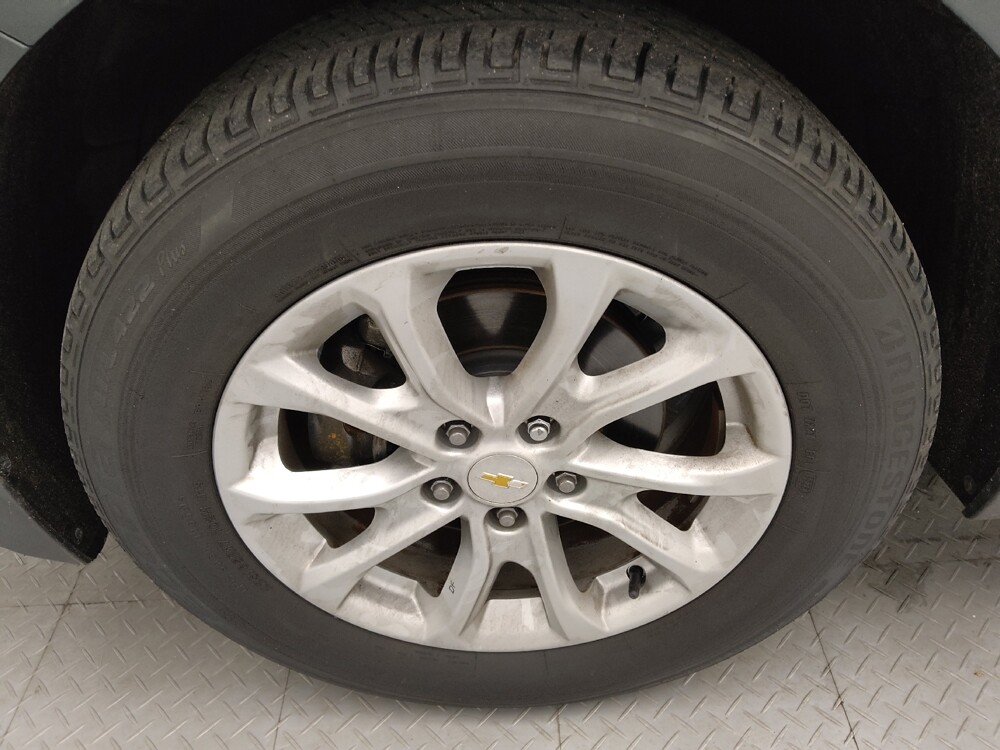 2018 Chevrolet Equinox in Greenville, SC 29607 - 18120067 31