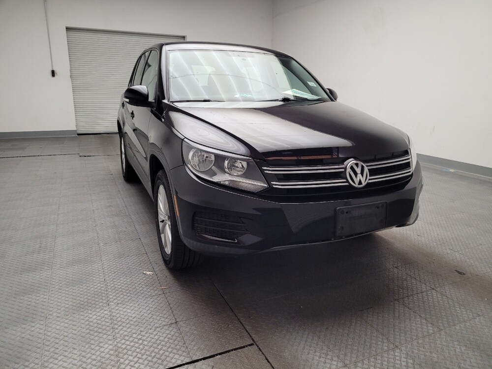 2017 Volkswagen Tiguan in Downey, CA 90241 - 18120069 14