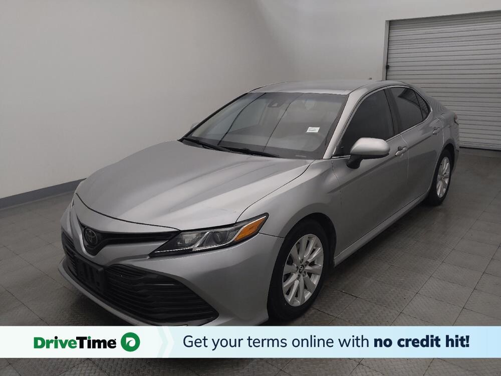 2019 Toyota Camry in Live Oak, TX 78233 - 18120070