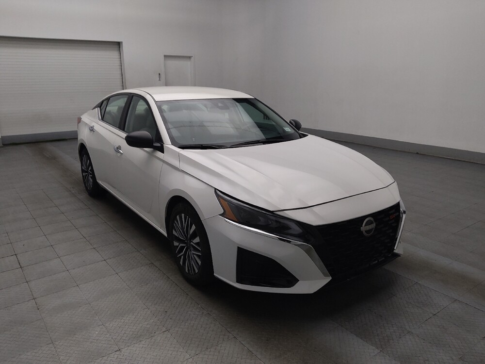 2025 Nissan Altima in Macon, GA 31210 - 18120072 13