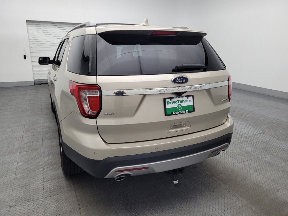 2017 Ford Explorer in Orlando, FL 32808 - 18120074 6