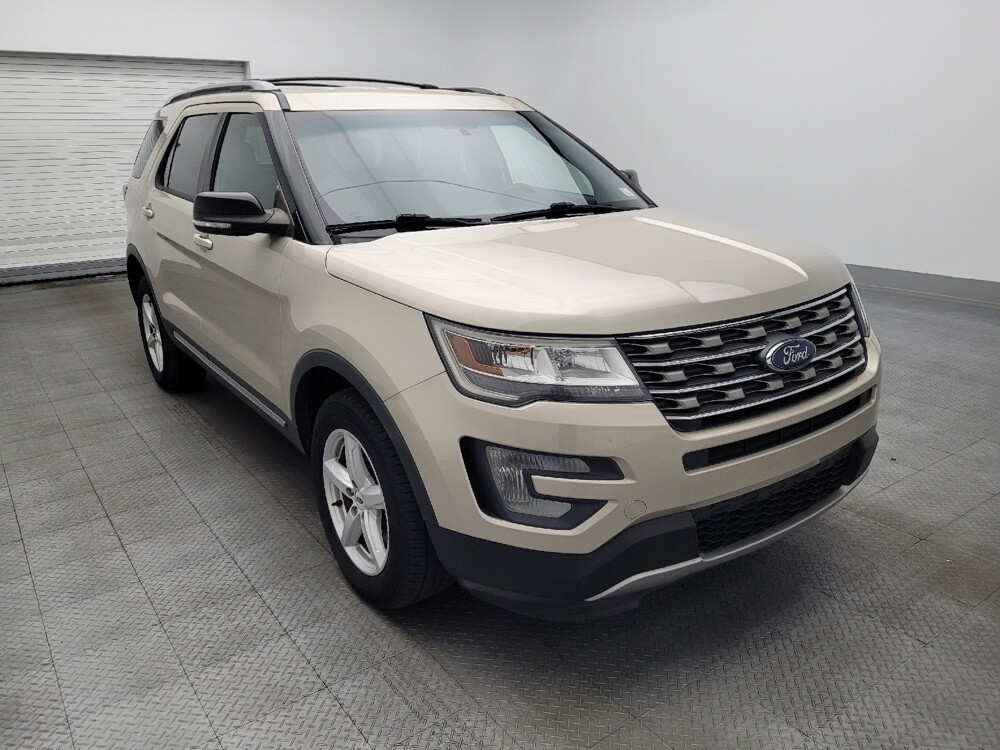 2017 Ford Explorer in Orlando, FL 32808 - 18120074 13