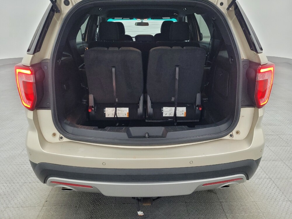 2017 Ford Explorer in Orlando, FL 32808 - 18120074 29