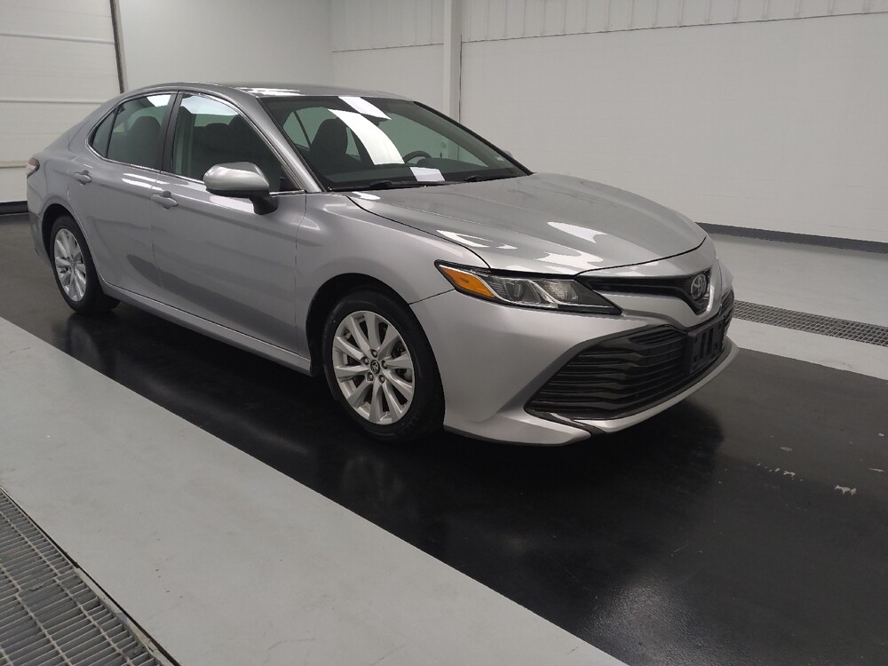 2019 Toyota Camry in St. Louis, MO 63136 - 18120075 13