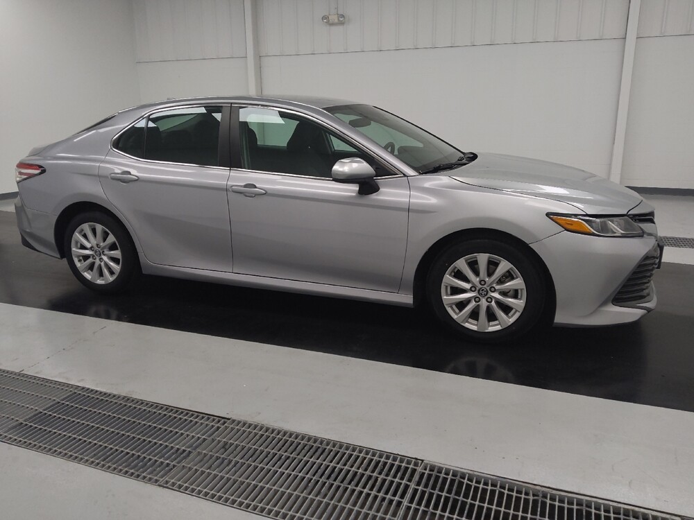 2019 Toyota Camry in St. Louis, MO 63136 - 18120075 11