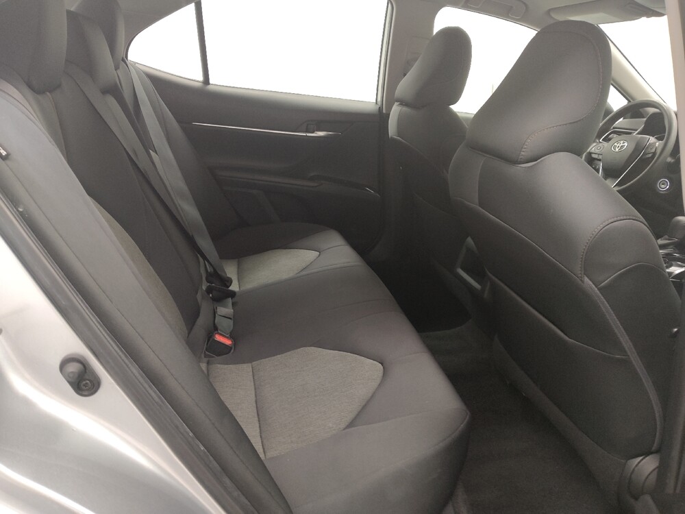 2019 Toyota Camry in St. Louis, MO 63136 - 18120075 19