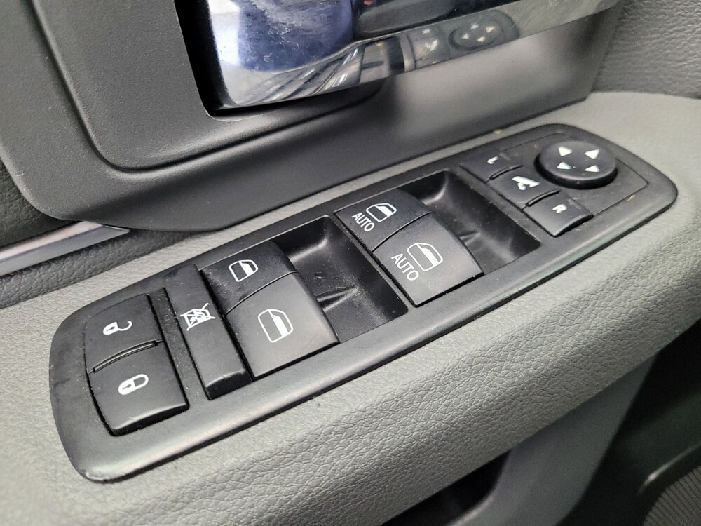 2018 RAM 1500 in Memphis, TN 38115 - 18120076 27