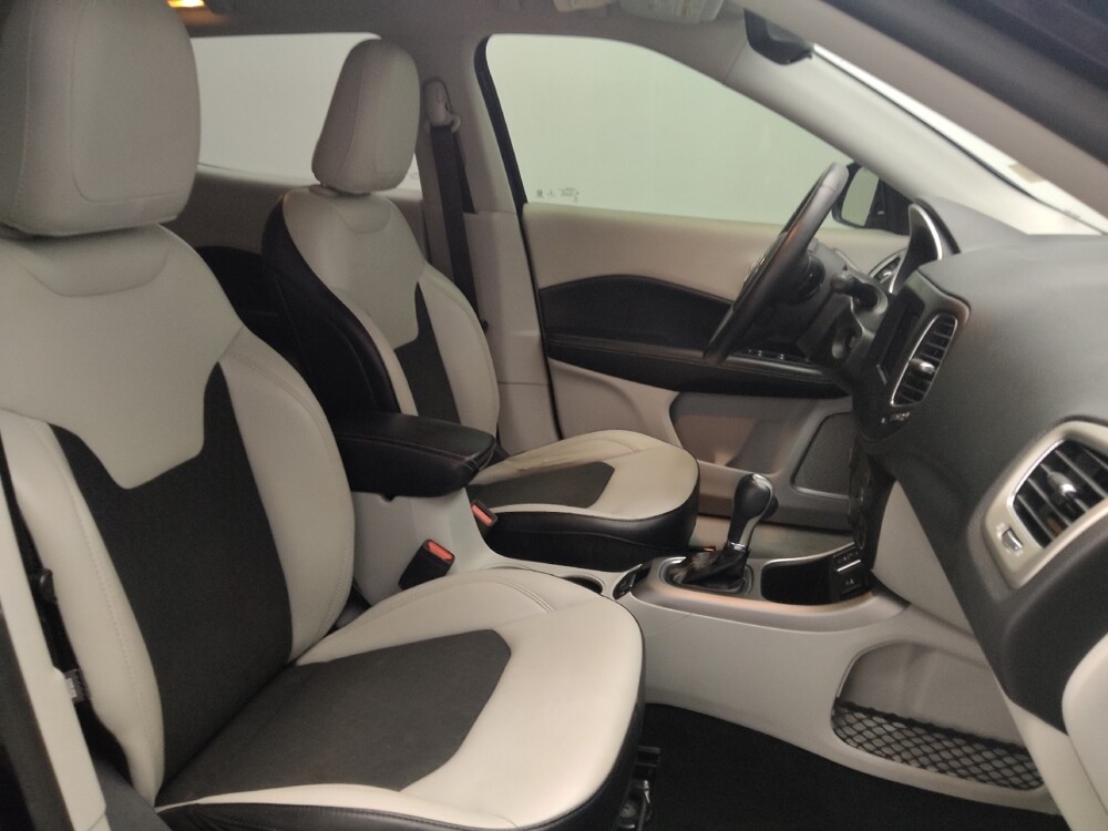 2019 Jeep Compass in Stone Mountain, GA 30083 - 18120080 21