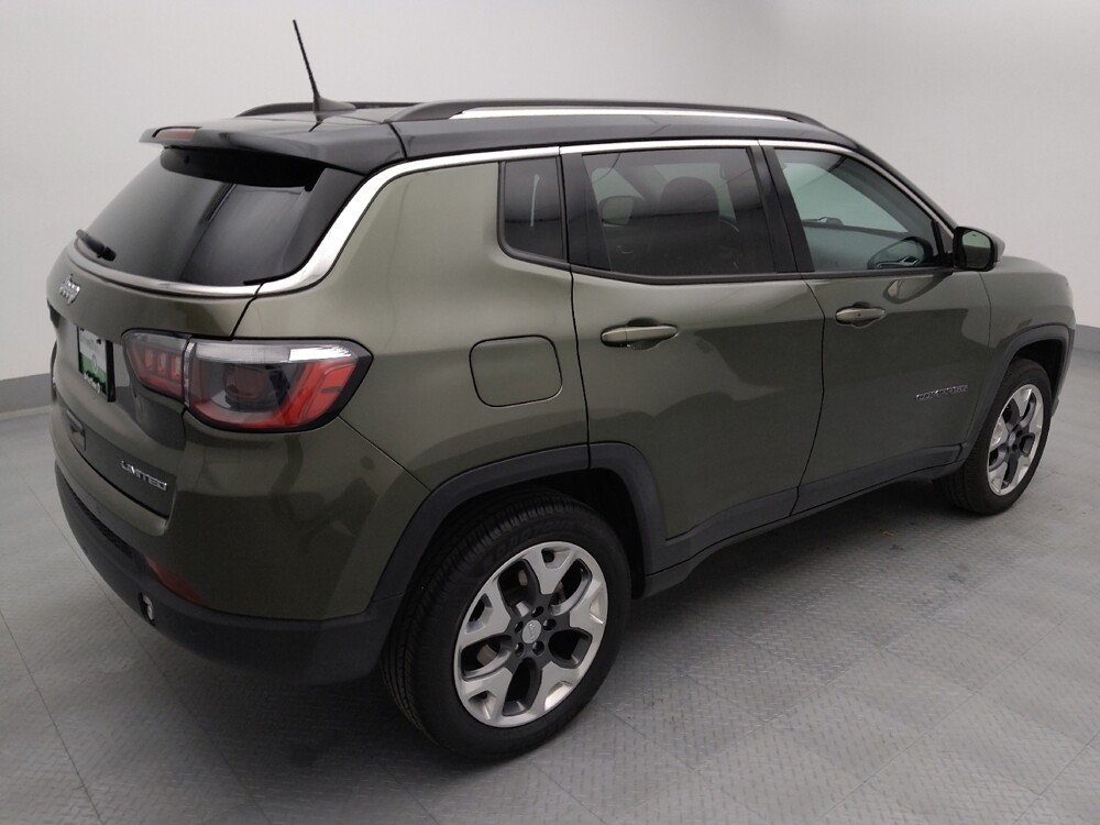 2021 Jeep Compass in Wichita, KS 67207 - 18120083 10