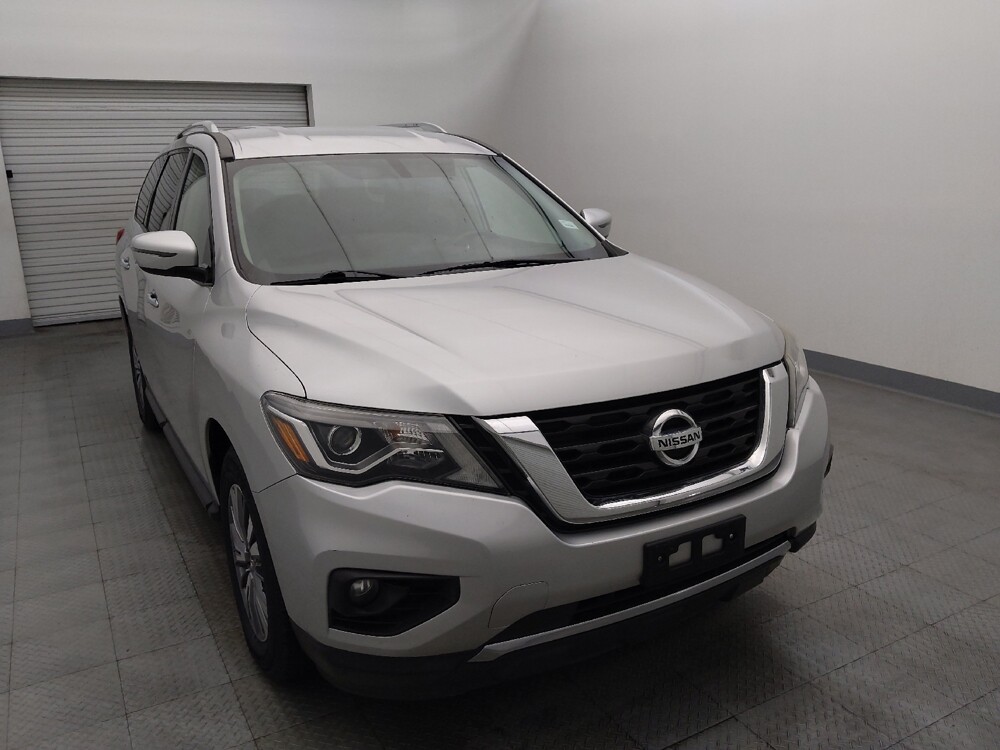 2019 Nissan Pathfinder in Metairie, LA 70006 - 18120084 14