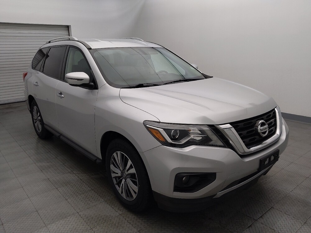 2019 Nissan Pathfinder in Metairie, LA 70006 - 18120084 13
