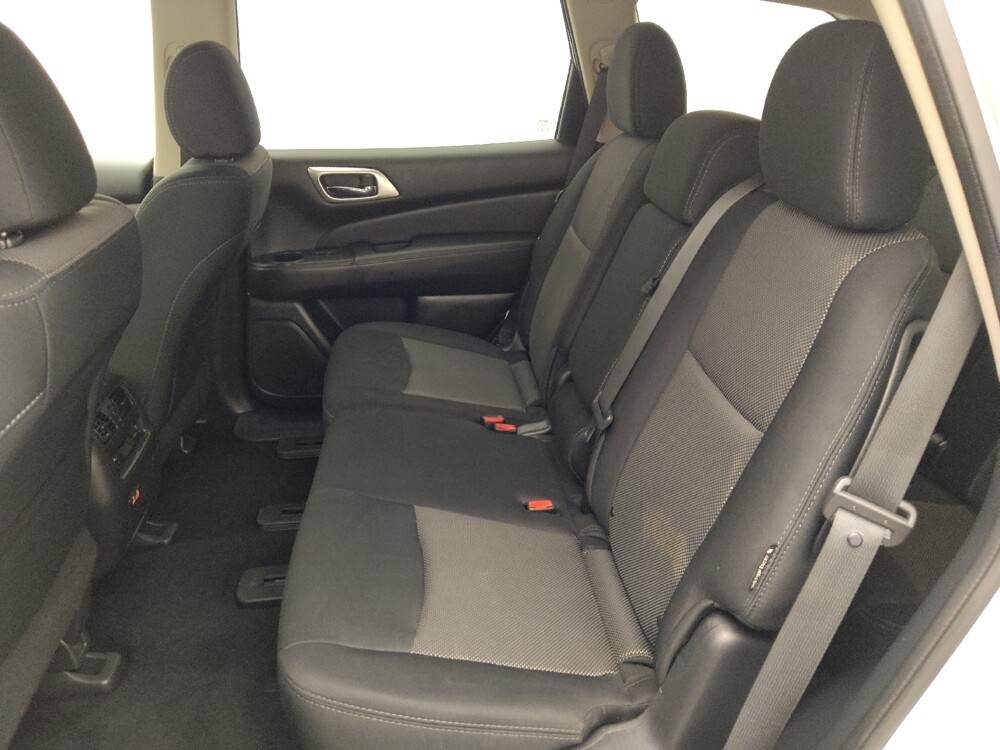 2019 Nissan Pathfinder in Metairie, LA 70006 - 18120084 18