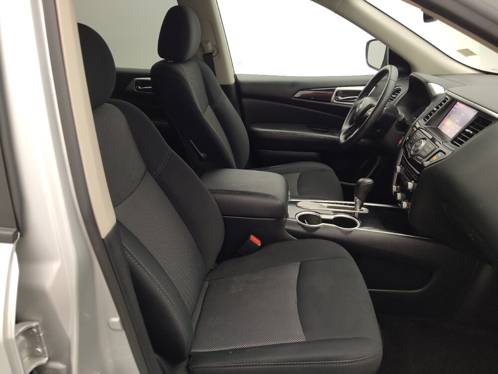 2019 Nissan Pathfinder in Metairie, LA 70006 - 18120084 21