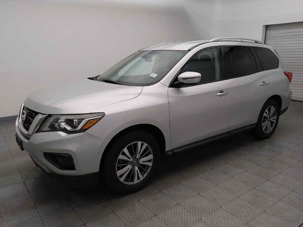 2019 Nissan Pathfinder in Metairie, LA 70006 - 18120084 2