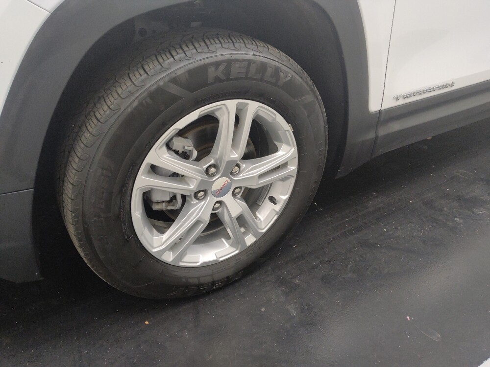 2023 GMC Terrain in St. Louis, MO 63136 - 18120087 31