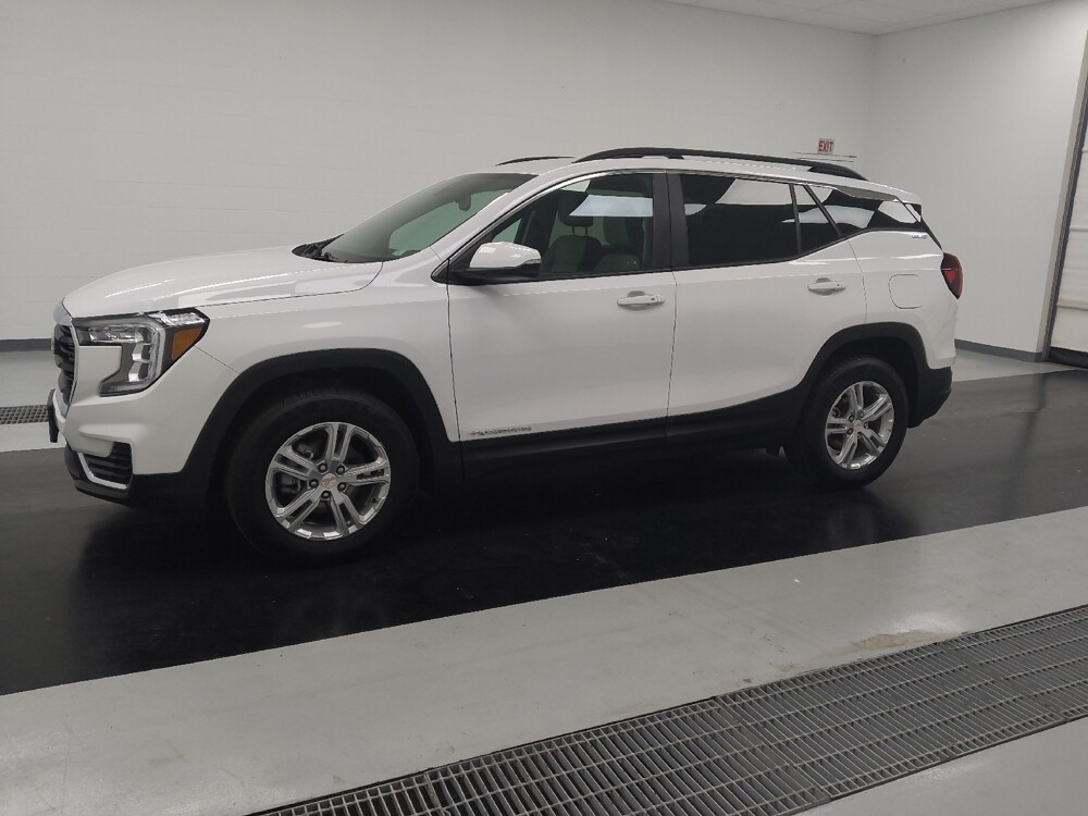 2023 GMC Terrain in St. Louis, MO 63136 - 18120087 2