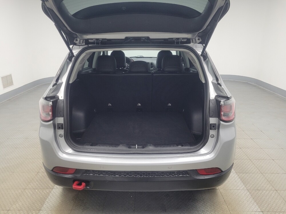 2021 Jeep Compass in Indianapolis, IN 46222 - 18120089 29