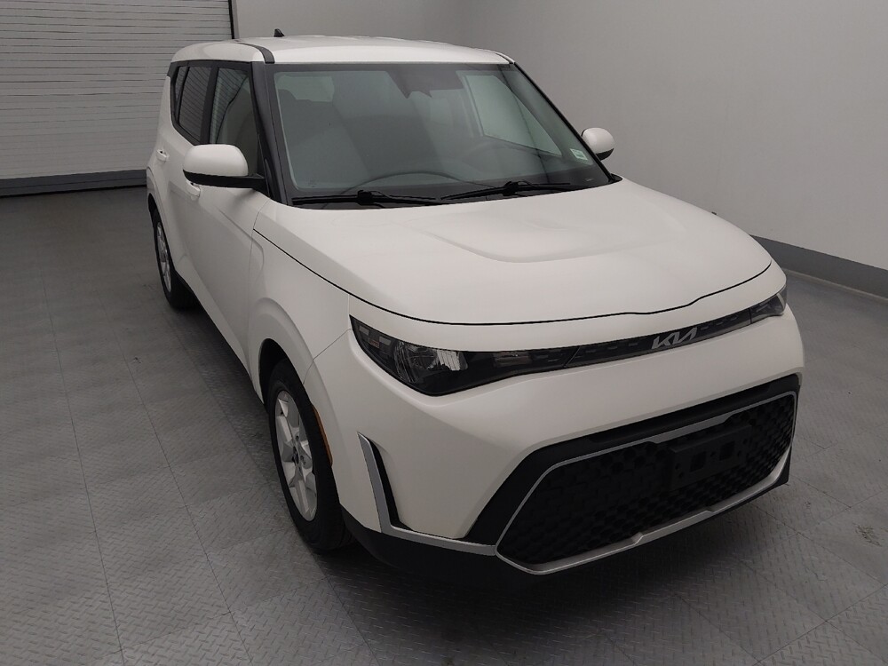 2023 Kia Soul in Springfield, MO 65807 - 18120090 14