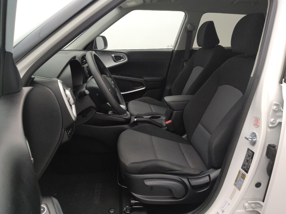 2023 Kia Soul in Springfield, MO 65807 - 18120090 17