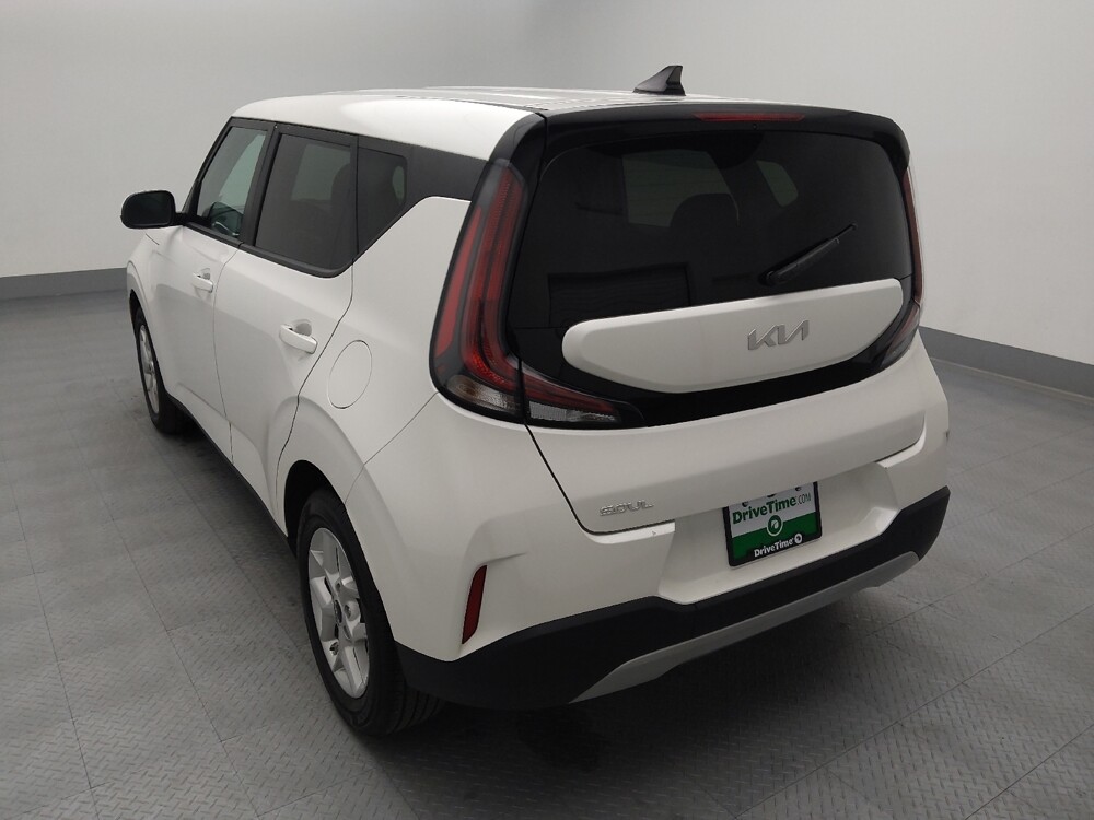 2023 Kia Soul in Springfield, MO 65807 - 18120090 6